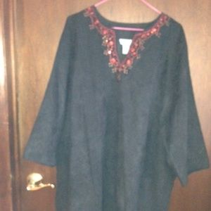 NEW BLACK TUNIC WOMEN'S 3X 26/28 WITH RED SEQUINS